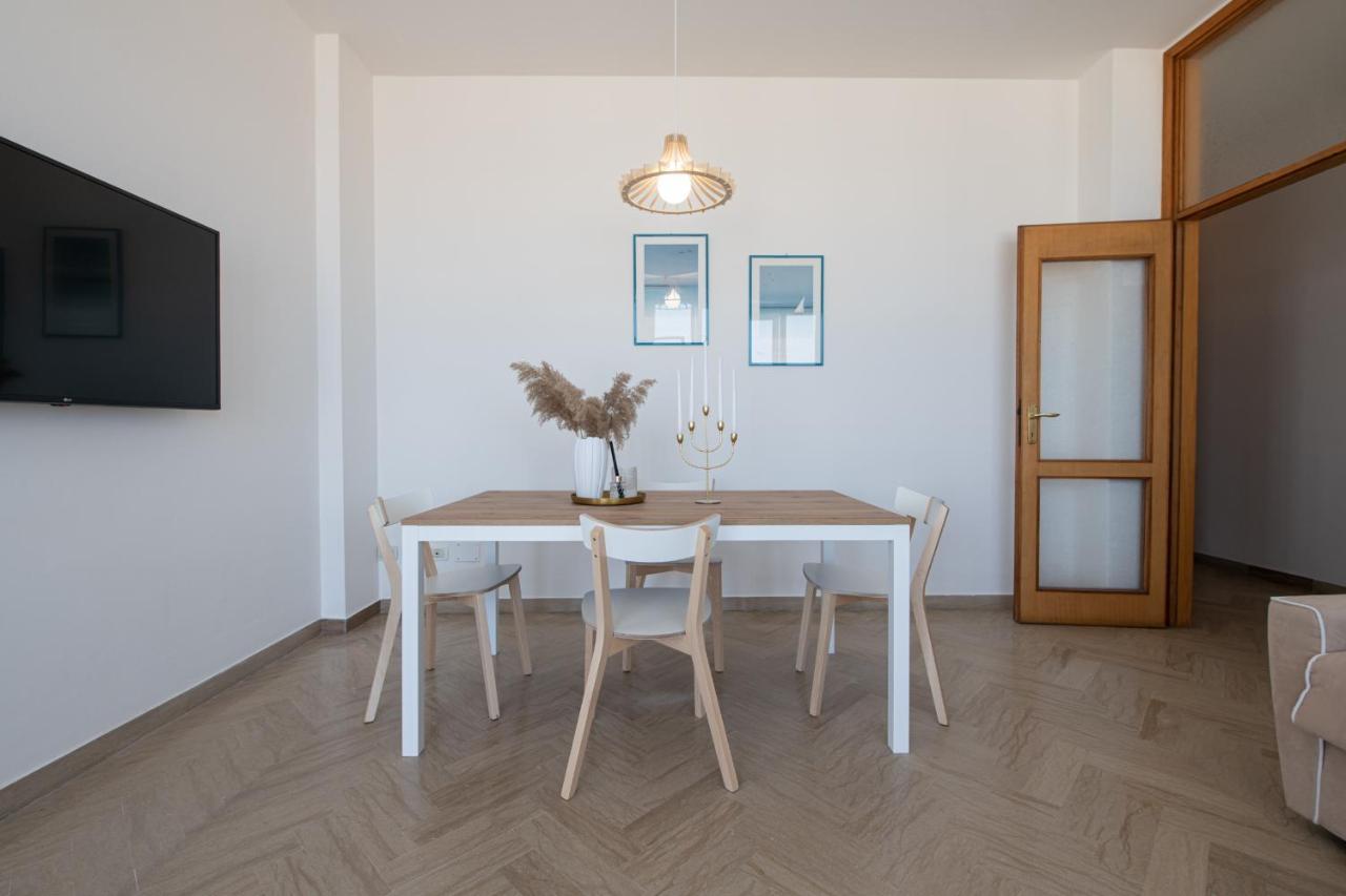 Ventodue Apartment Rimini Exterior photo