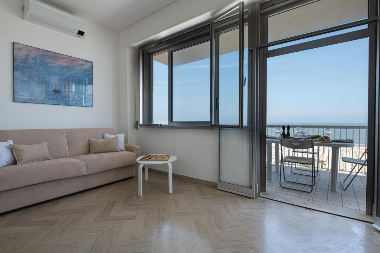 Ventodue Apartment Rimini Exterior photo