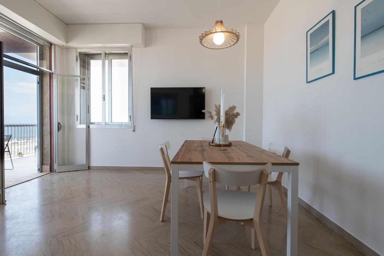 Ventodue Apartment Rimini Exterior photo